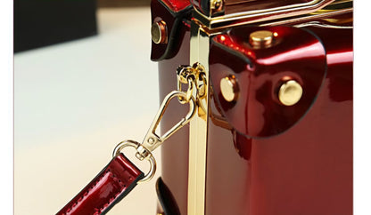 Sac à main élégant en vernis