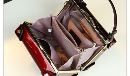 Sac à main élégant en vernis