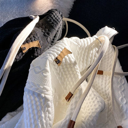 Pull over avec capuche