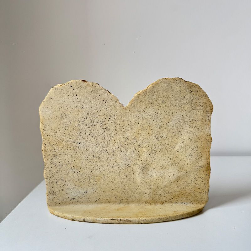 Tablette des Dix Commandements données à Moïse au mont Sinaï.