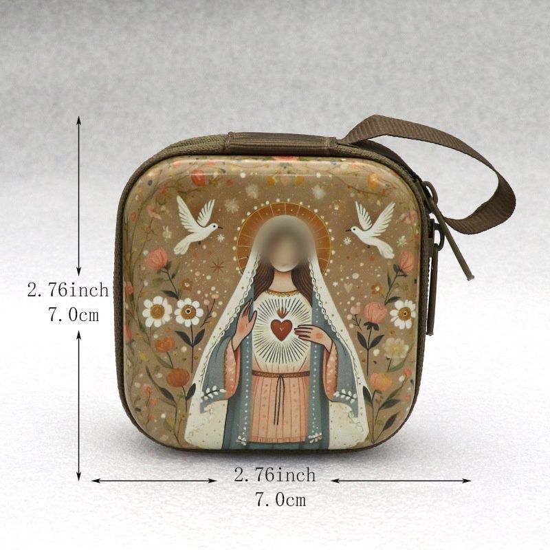 Croix et etui spirituel.