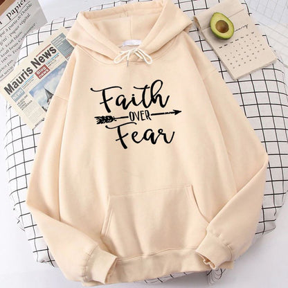 Pull over avec capuche