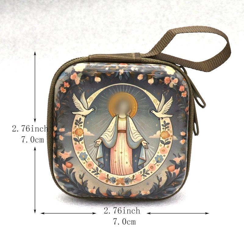 Croix et etui spirituel.