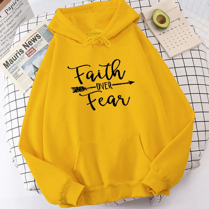 Pull over avec capuche